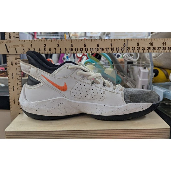Nike Air Zoom Freak 4 Basketball Shoes White/Gray/Orange 6Y