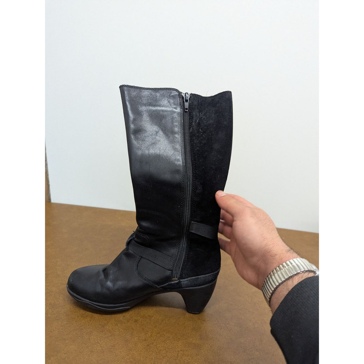 Merrell Womens Black Leather Suede Tall Heeled Boots With Side Zippers Size Unkn
