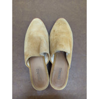 Soludos Womens Tan Suede Mules Size 7 Slip-On Shoes