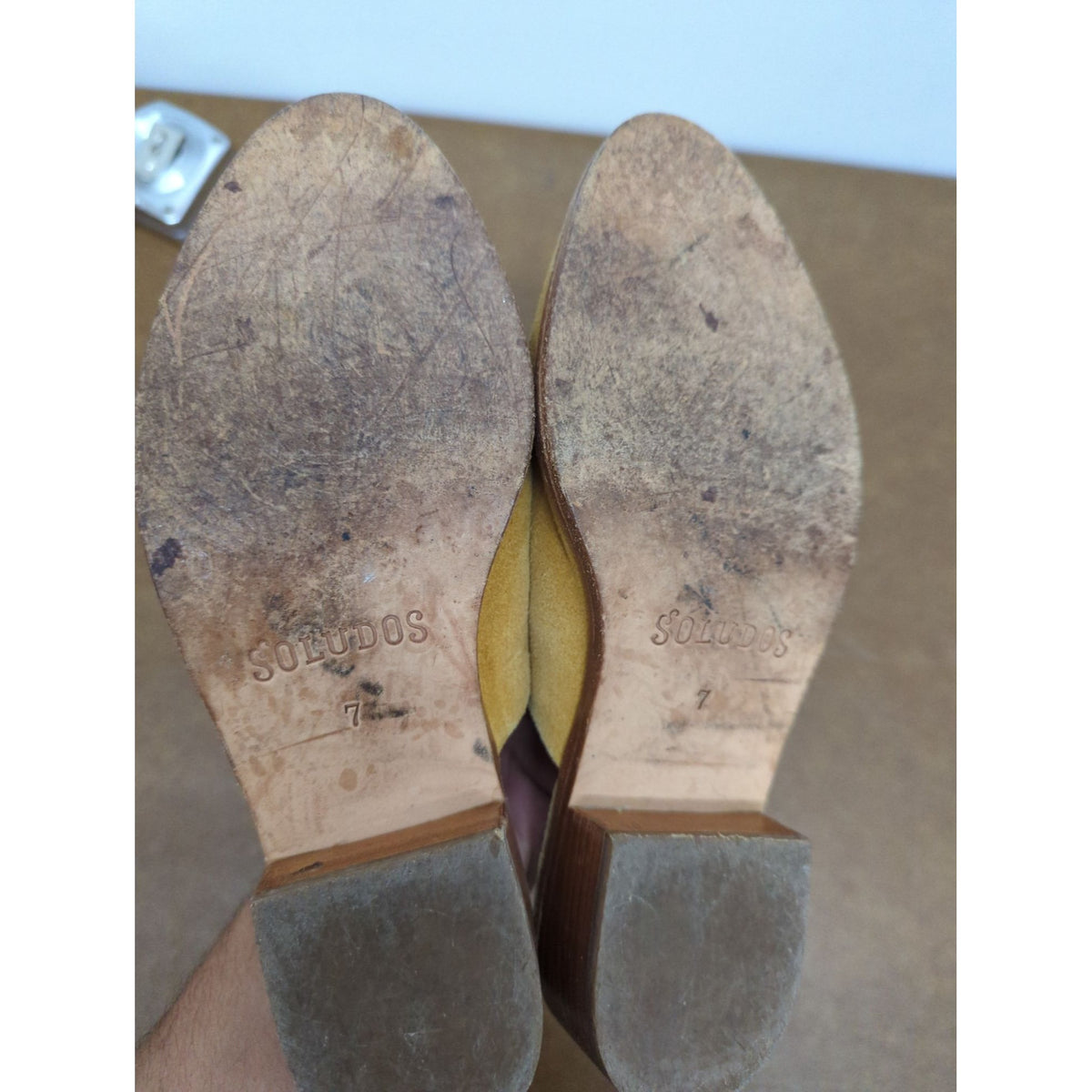 Soludos Womens Tan Suede Mules Size 7 Slip-On Shoes