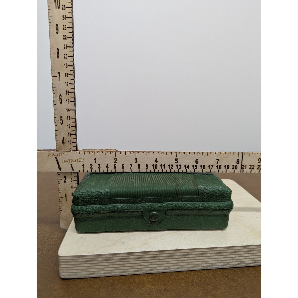 Vintage Singer Buttonholer Sewing Machine Attachment Green Case Collectible Sewi