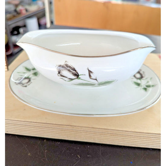 Vintage Oval Ceramic Gravy Boat With 2 Bowls Design Stonegate Midnight Rose