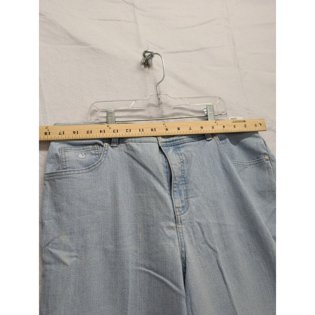 Gloria Vanderbilt Womens Light Wash Denim Jeans Size 18 Straight Leg Comfortable