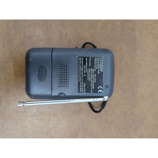 Citizen Portable AM/FM Radio With Telescopic Antenna & Wrist Strap Compact Design Battery Operated