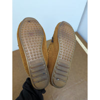 Minnetonka Brown Suede Moccasin Boots With Blue Stitching & Laces Rubber Sole Size 7.5 Pre-Owned