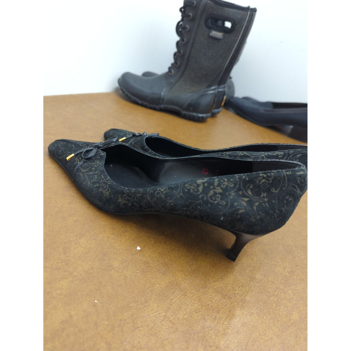 Malían Black Jacquard Bow Kitten Heel Pumps 10M Made In Spain
