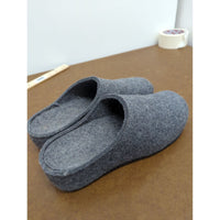Gray Felt Slippers With Rubber Sole Lightweight Indoor/Outdoor Winter Comfort Size 10