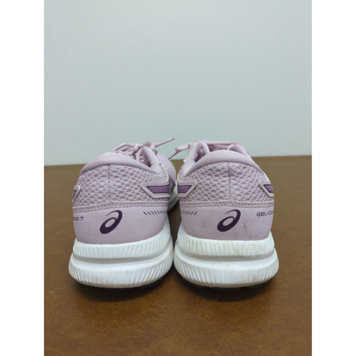 Asics Gel-Contend 7 Womens Running Shoes Light Pink & Purple Lace-Up Lightweight Mesh Size 7 Pre-Owned Good Condition