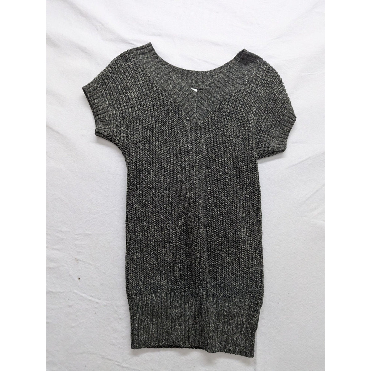 St. Johns Bay Gray Knit Short-Sleeve Sweater Dress Size S