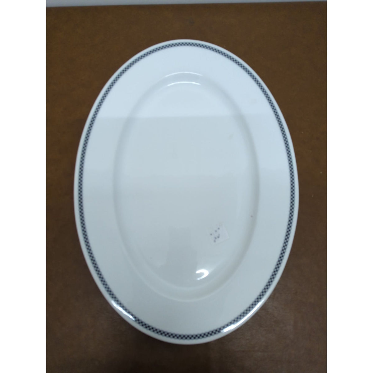 Thomas O Brien New Day Bistro Oval Serving Platter 13-Inch White With Black Checkered Trim