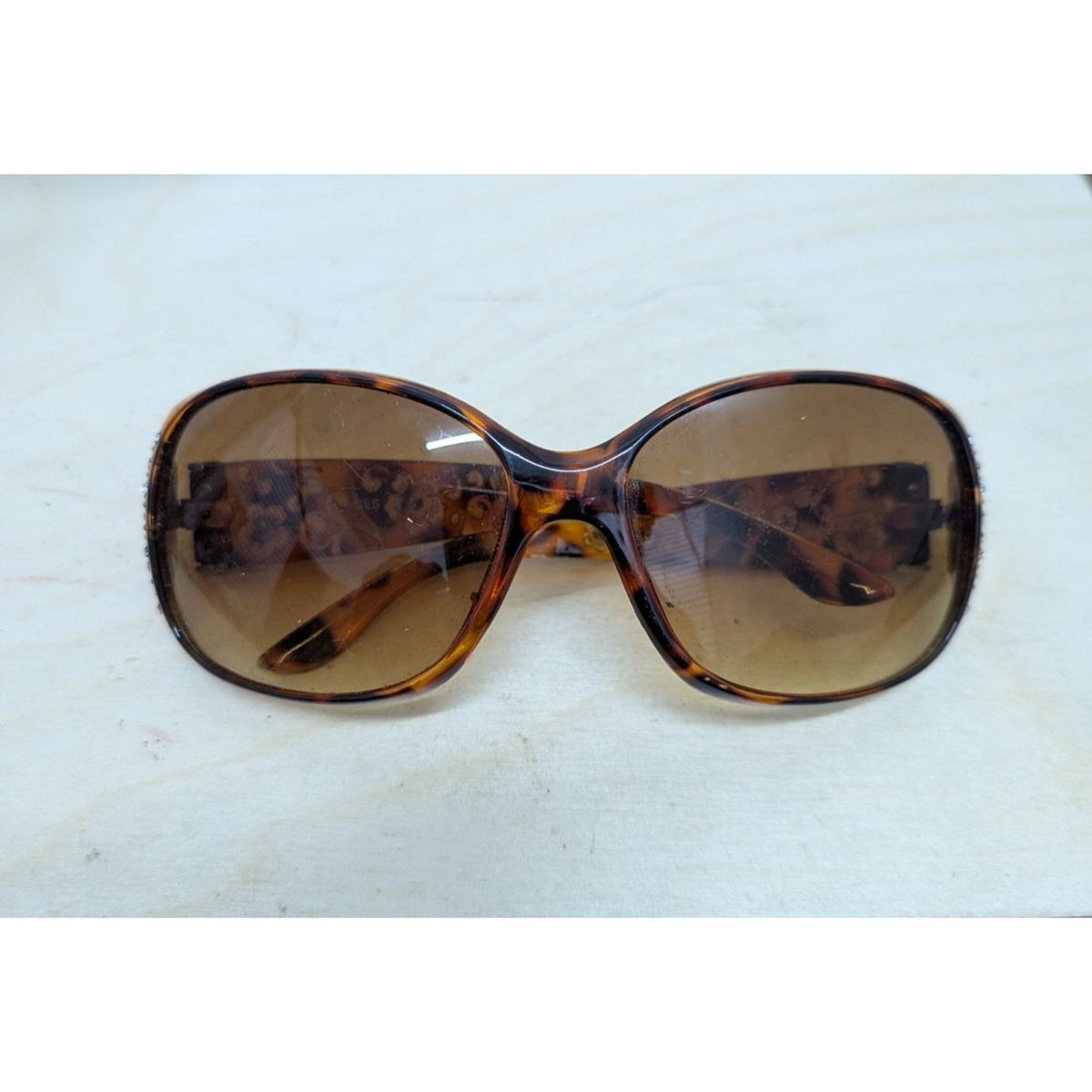 Tortoiseshell Floral Uv Protection Designer Sunglasses With Decorative Frame