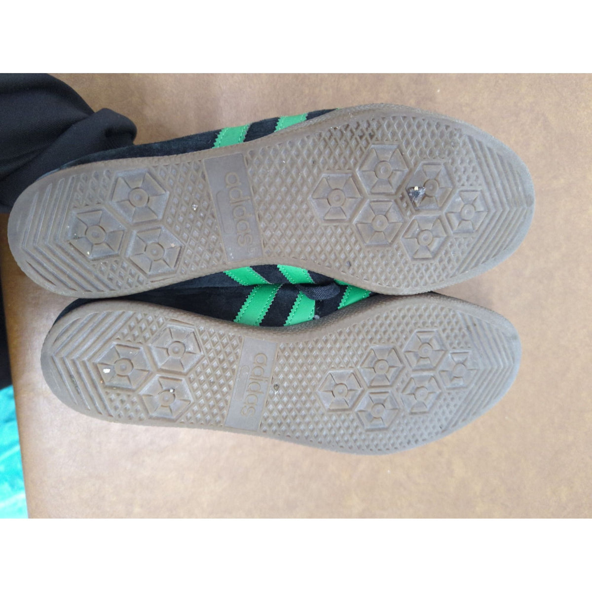Adidas Green & Black Suede Sneakers Size 8.5 US Lace-Up Comfortable Casual Shoes For Everyday Wear