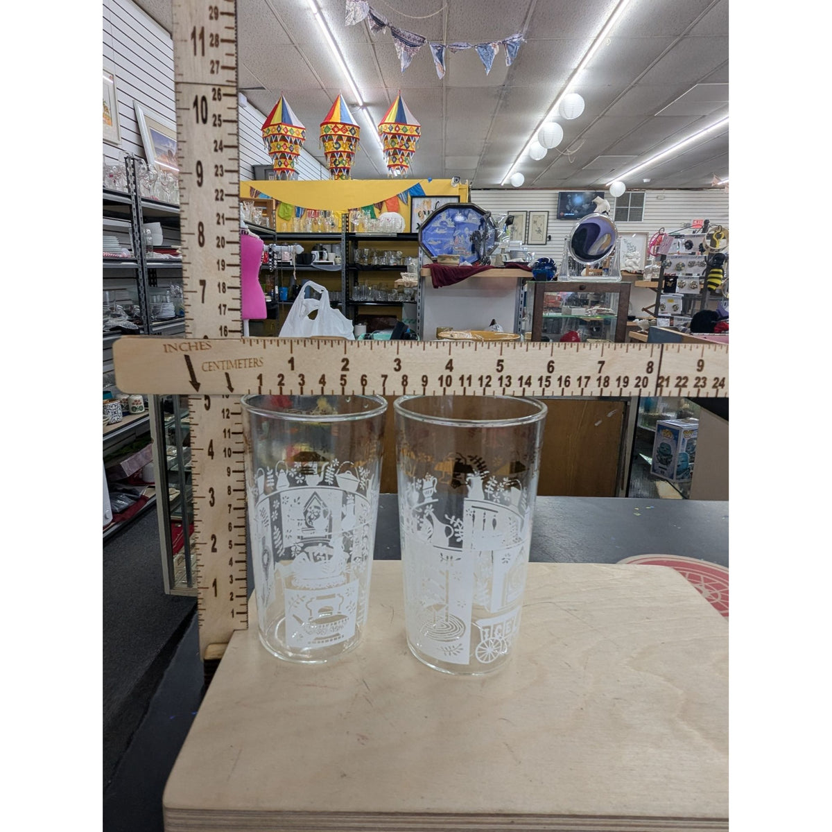 Vintage Etched Tall Drinking Glasses Kitchen Scene Design Set of 2