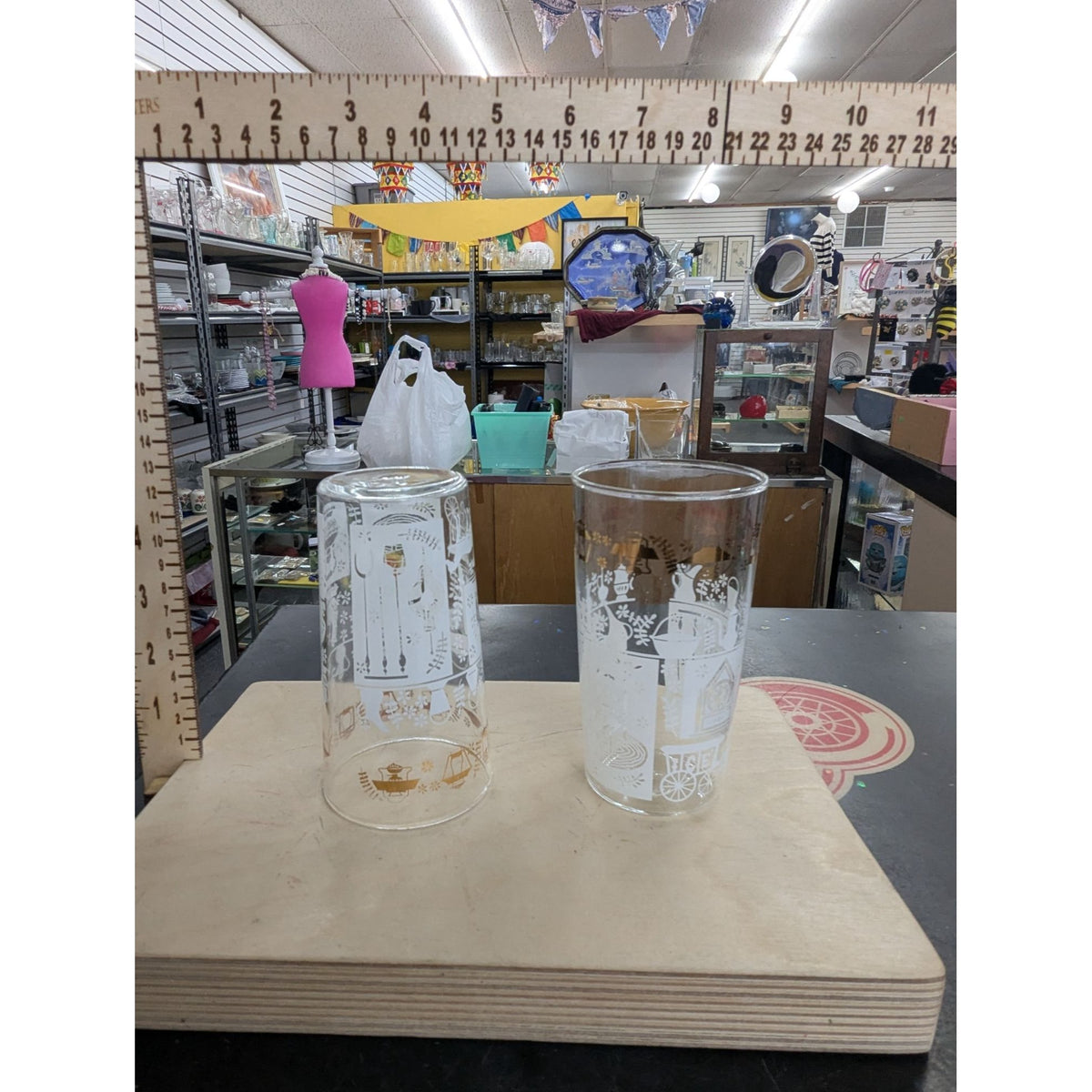 Vintage Etched Tall Drinking Glasses Kitchen Scene Design Set of 2