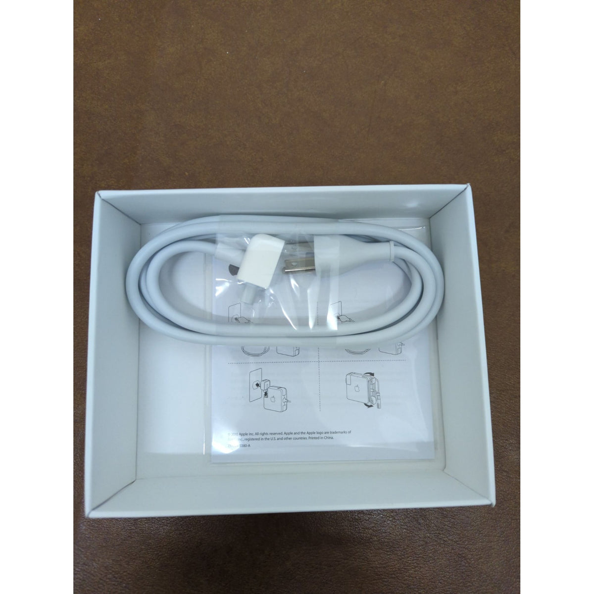 Apple 85W MagSafe Power Adapter For MacBook Pro Model A1343