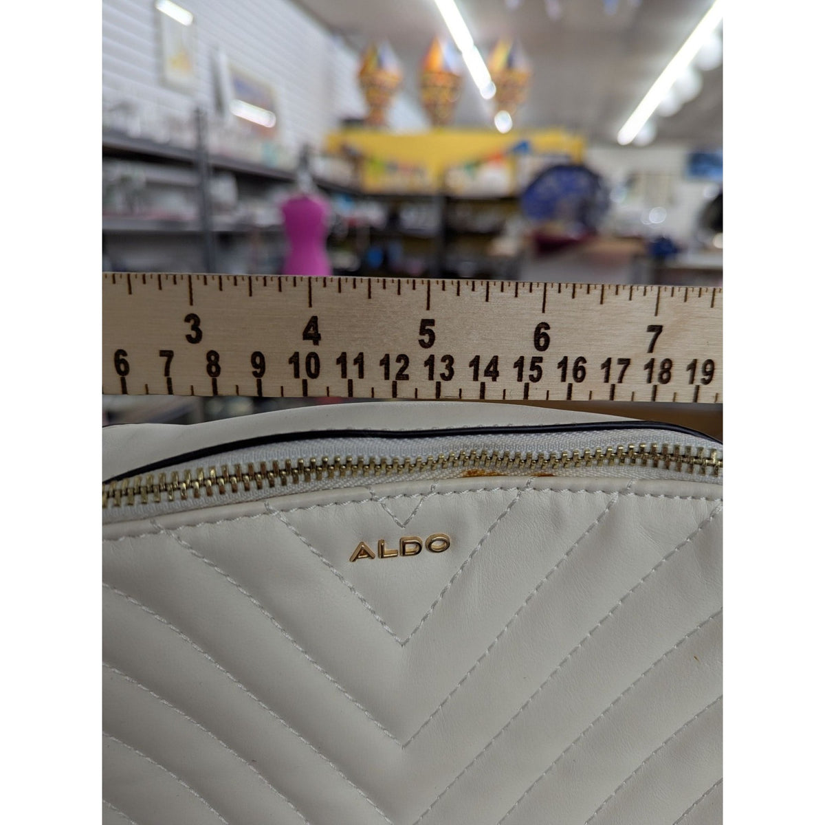 Aldo White Chevron Quilted Crossbody Bag With Gold Chain & Tassel