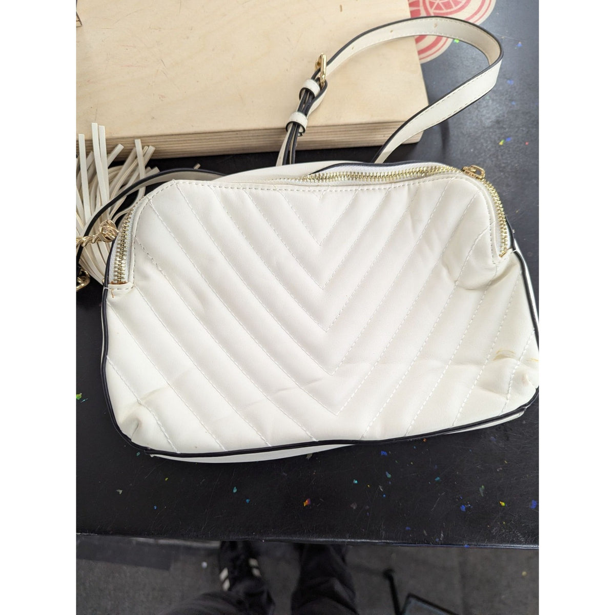 Aldo White Chevron Quilted Crossbody Bag With Gold Chain & Tassel