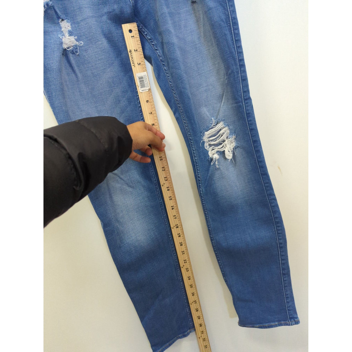 Hollister Mens Skinny Fit Distressed Jeans W34 L34 Medium Wash Stretch Denim