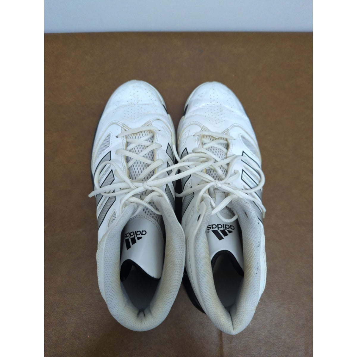 Adidas Mens White High-Top Basketball Shoes Size 12.5 With Torsion System