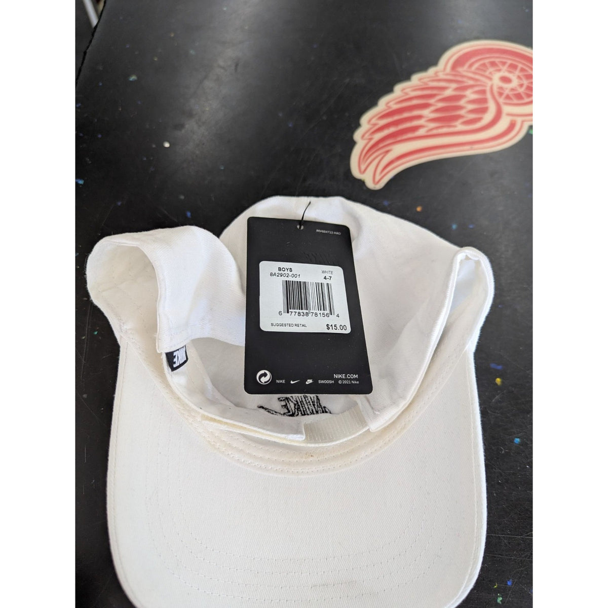 Nike Kids White Adjustable Cap Unisex Cotton Embroidered Logo