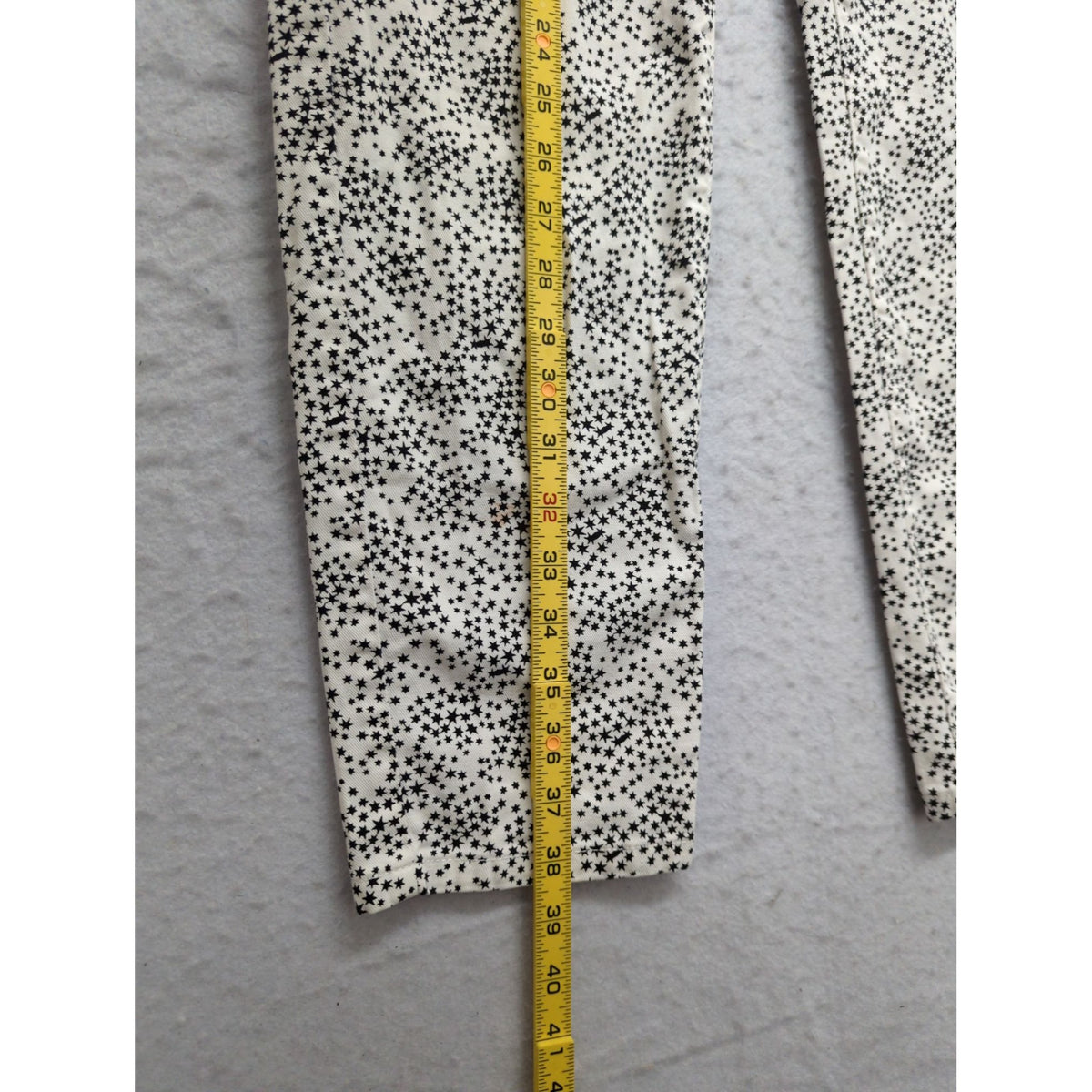 Black & White Star Print Cotton Blend Straight-Leg Pants Size 14