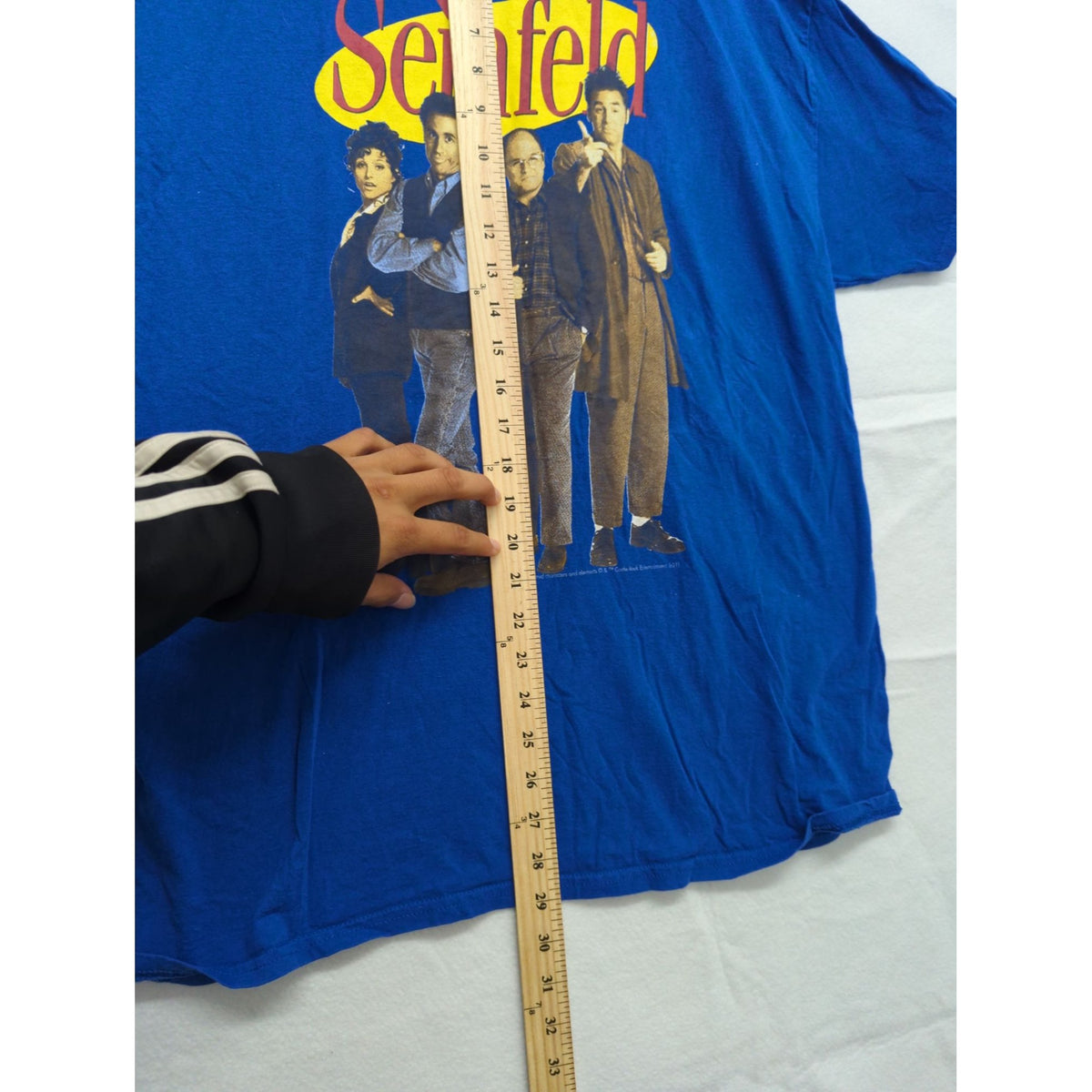 Seinfeld Graphic Tee Blue With Cast Design Fruit Of The Loom L 100% Cotton Retro TV Show Shirt