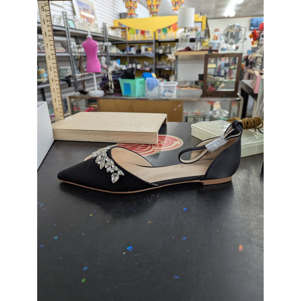 Kailee P Womens Bella Black Satin Flats W9 With Rhinestone Detail & Box