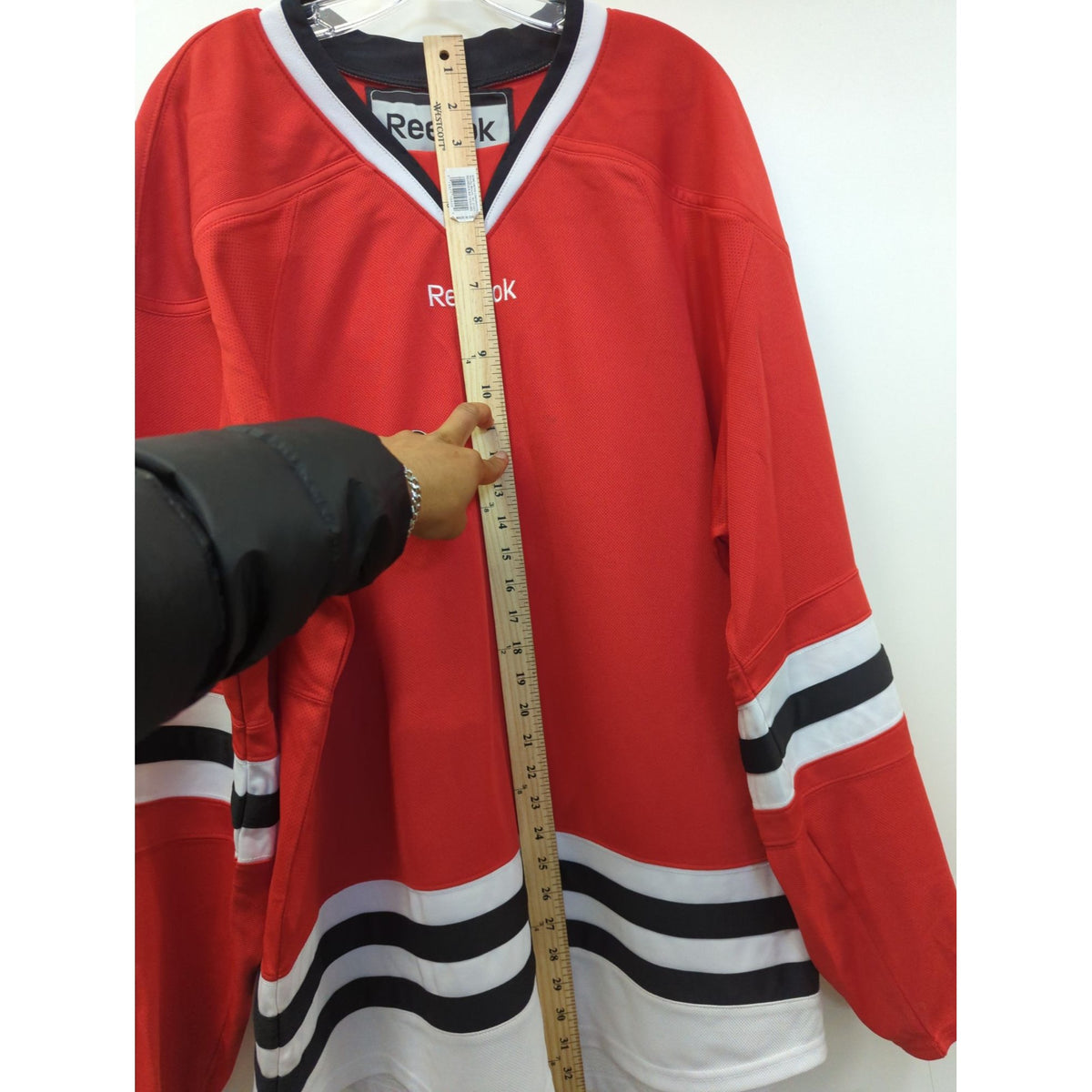 Reebok Chicago Blackhawks Red Hockey Jersey #22 Large New With Tags