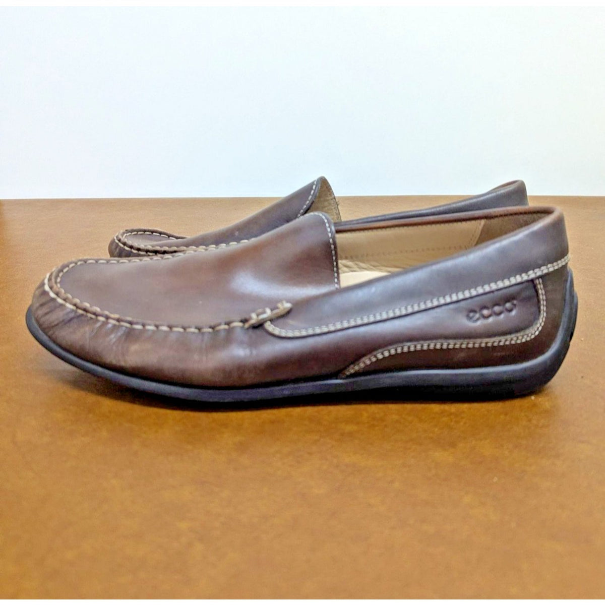 Ecco Mens Brown Leather Loafers Size 43 Casual Slip-On Shoes
