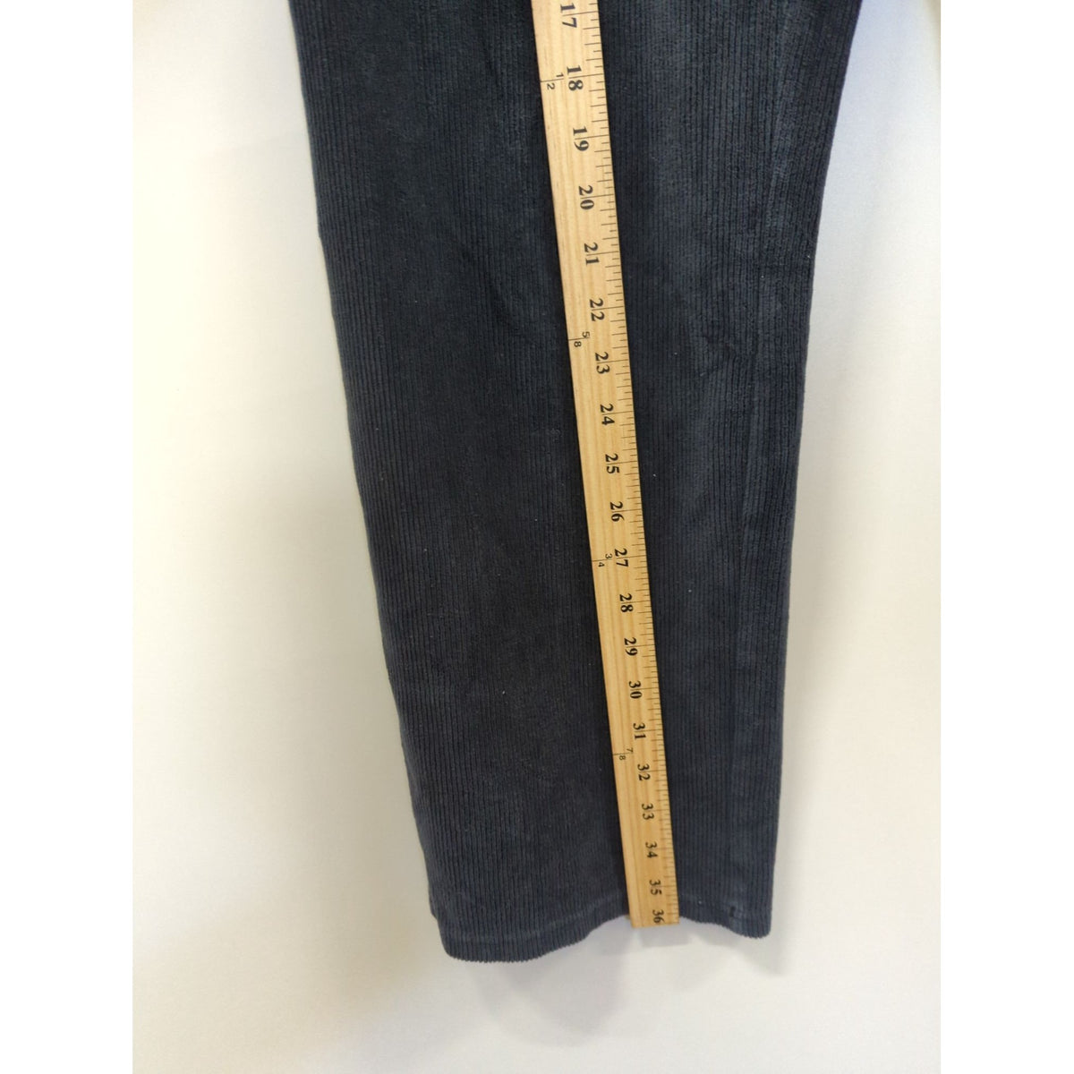 L.L.Bean Womens Medium Corduroy Pants In Dark Gray Elastic Waist Side Pockets Made In El Salvador