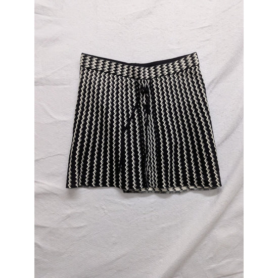 Candies Black & White Zigzag Pleated Skirt M