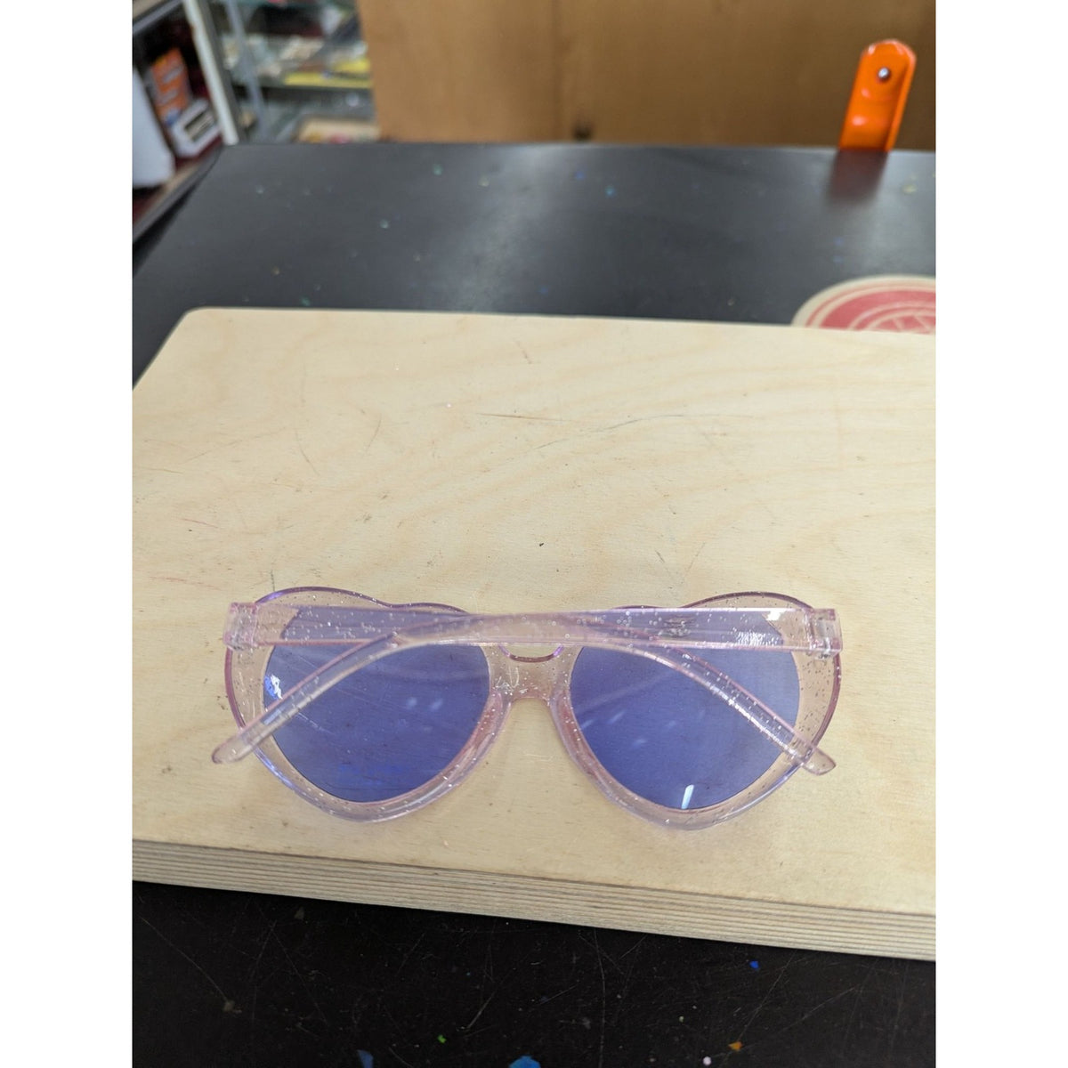 Striped Beach Sunglasses Case & Glitter Heart-Shaped Sunglasses With 100% UV Pro